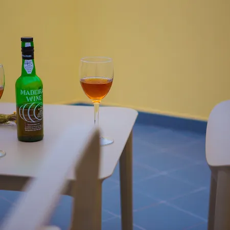 The Marketplace By Storytellers Фуншал